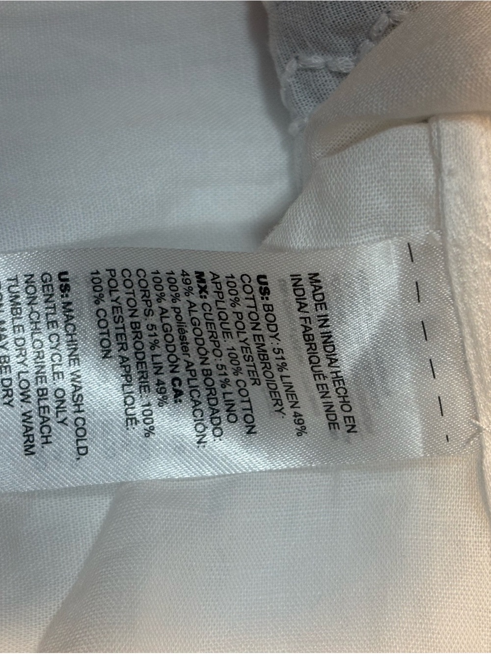 Chico's White V-Neck Black Embroidered Tunic 8/10 - Picture 10 of 10